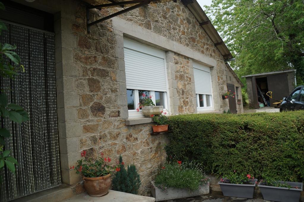 Maison Lagast Holiday home *