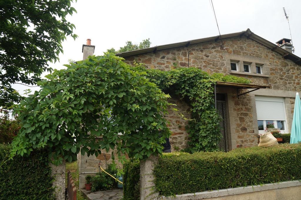 Maison Lagast * Auriac-Lagast